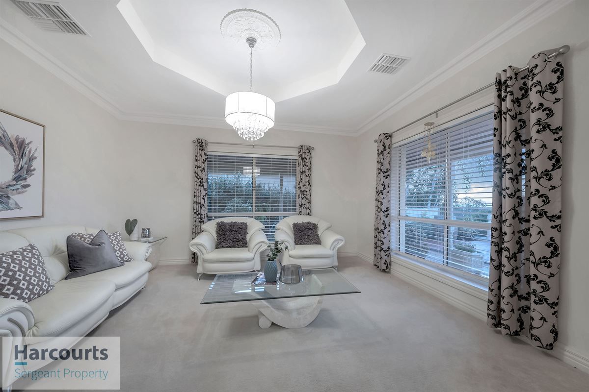 16 Breakwater Court, Gulfview Heights SA 5096, Image 1