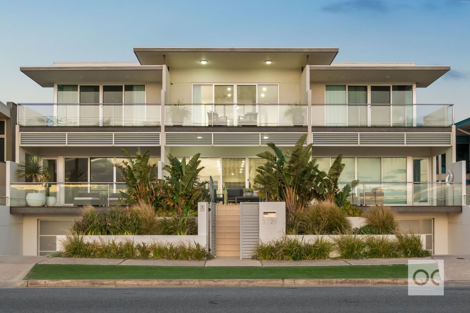 2/24 Seaview Road, West Beach SA 5024, Image 0