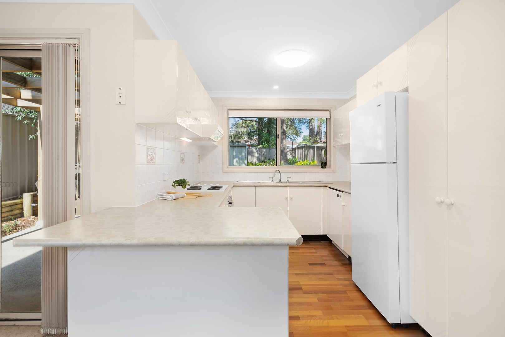 1/45 Park Street, Peakhurst NSW 2210, Image 2