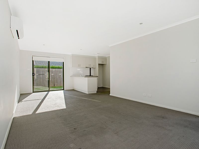 7/25 Deutgam Street, Werribee VIC 3030, Image 1