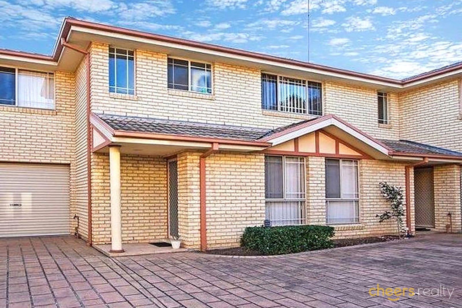 3 bedrooms Townhouse in 2/25 - 27 Derby St KINGSWOOD NSW, 2747