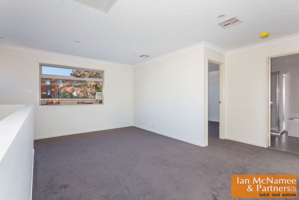 2/11 Charles Street, Queanbeyan NSW 2620, Image 1