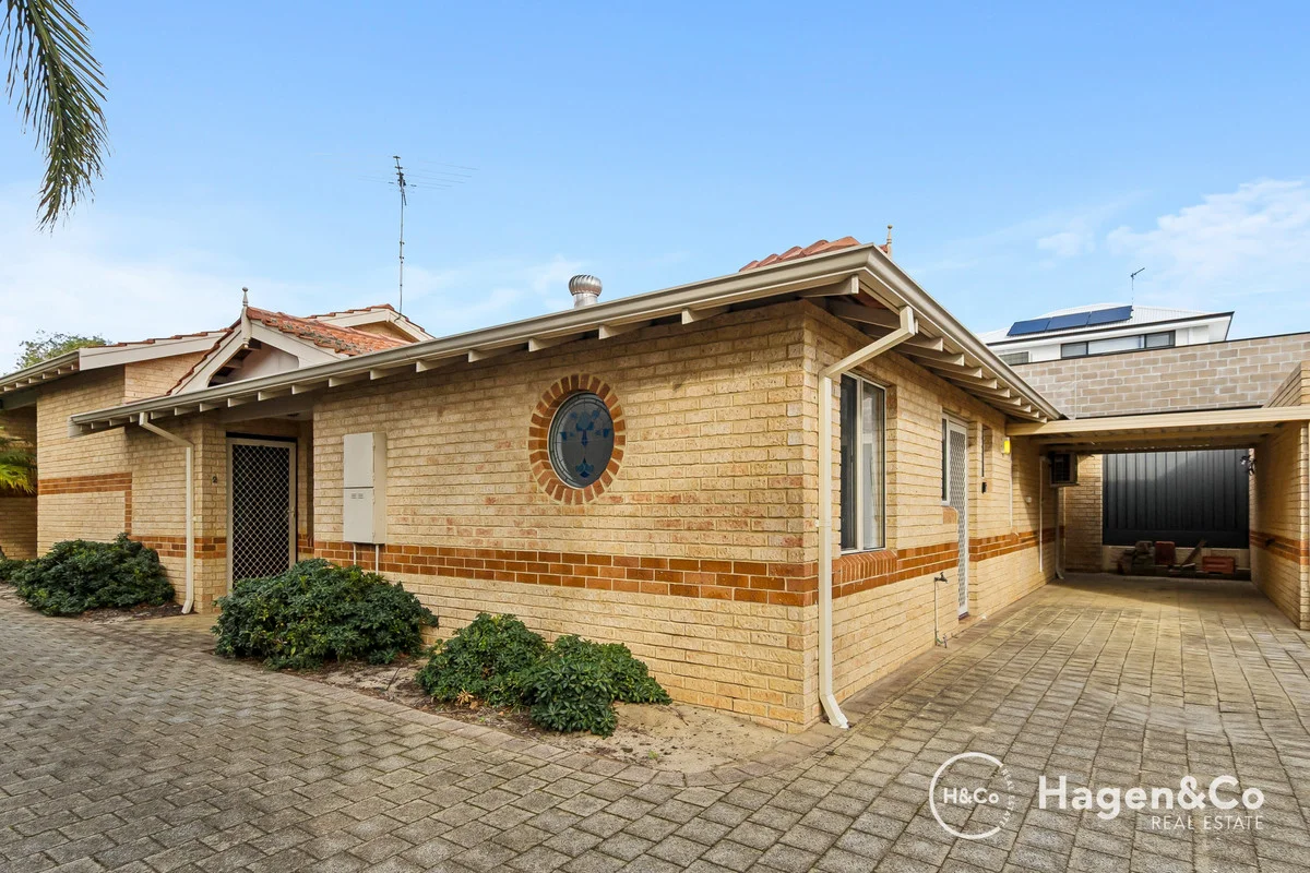 2/17 Cornelian Street, Scarborough WA 6019