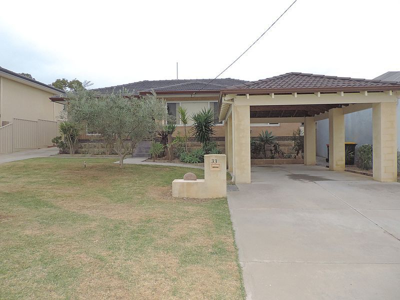 3 bedrooms House in 33 Woodhall Street STIRLING WA, 6021