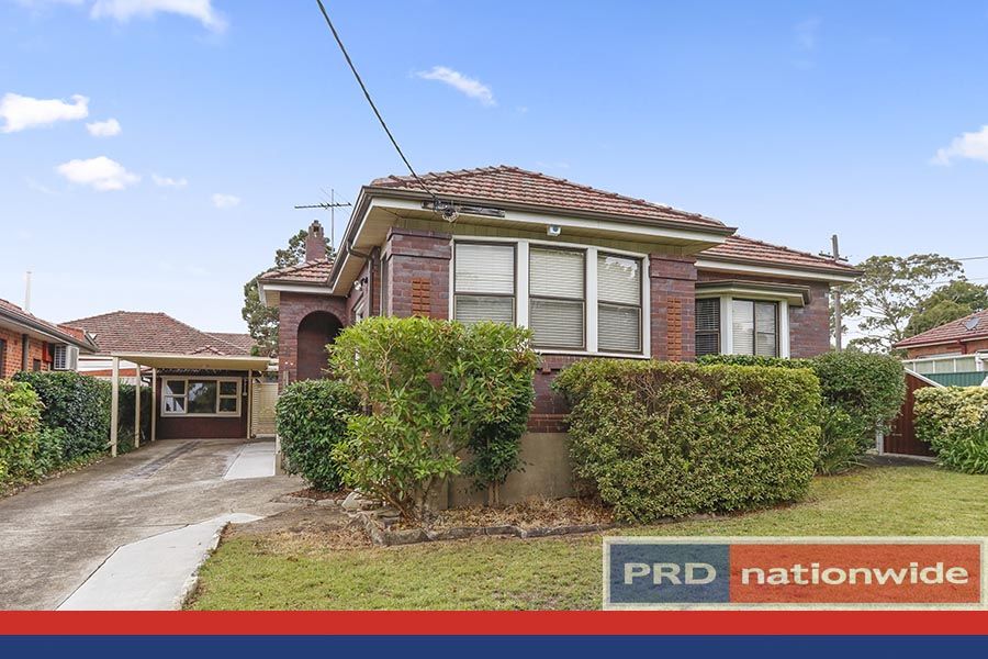 3 bedrooms House in 20 St Elmo Parade KINGSGROVE NSW, 2208