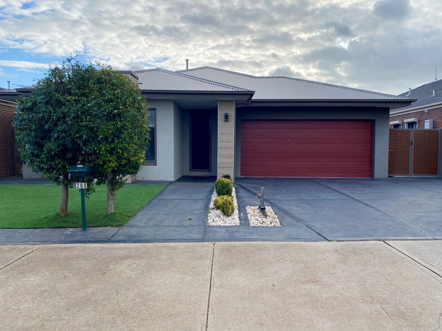 4 bedrooms House in 200 Botanica Springs  Boulevard BROOKFIELD VIC, 3338