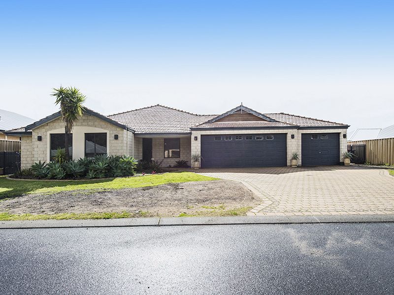 16 Blaxland Road, Dalyellup WA 6230