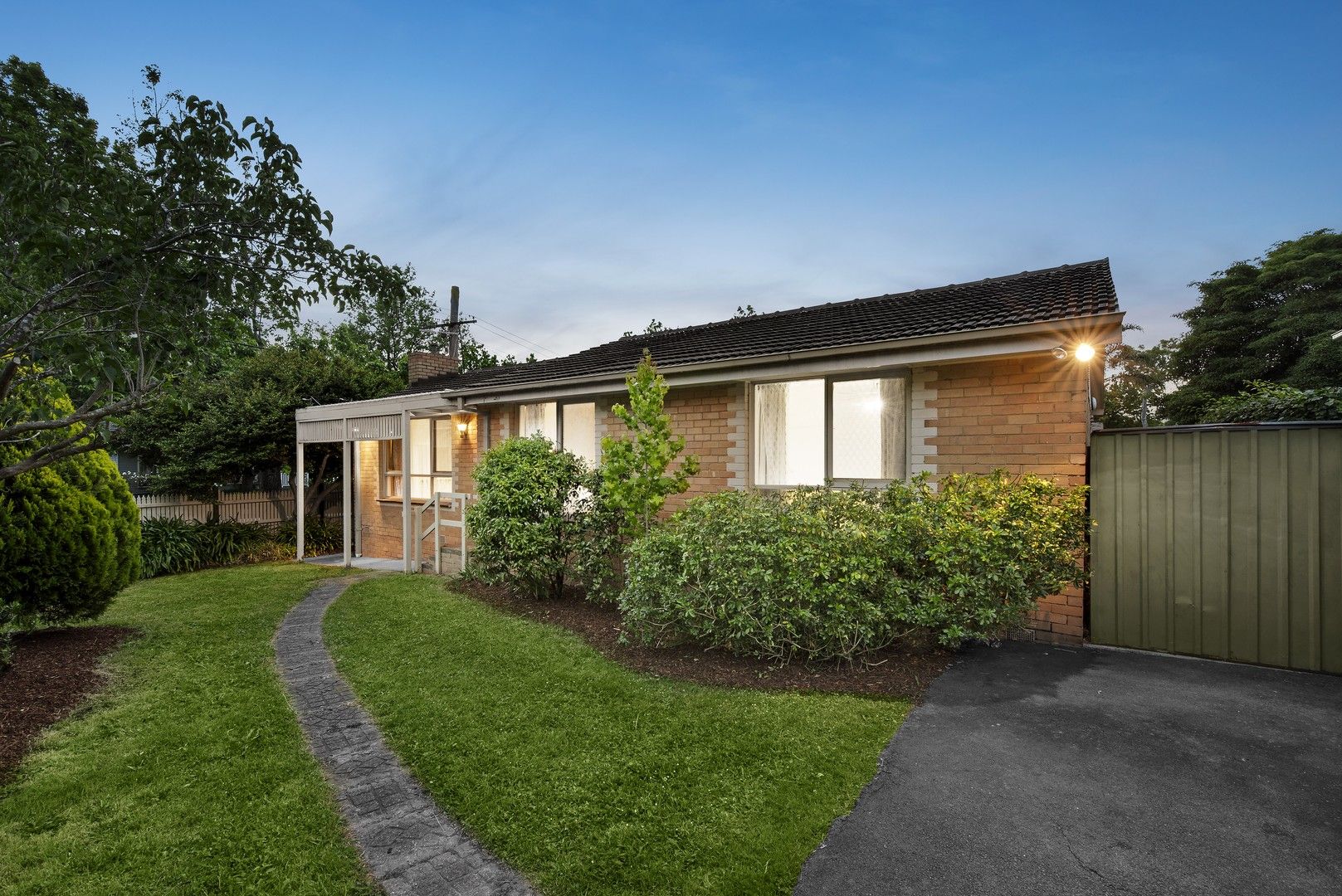 1 Elizabeth Court, Ringwood East VIC 3135, Image 0