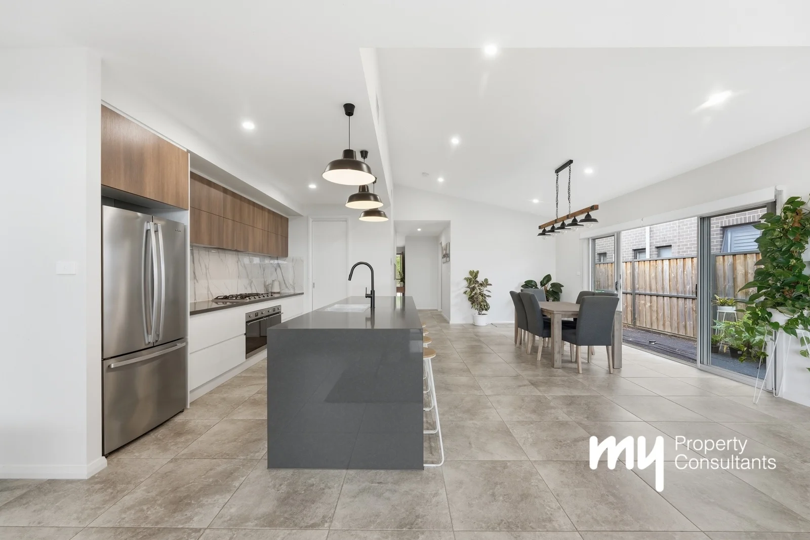 Additional image 11 of 127 Pleasant Circuit, Gledswood Hills NSW 2557