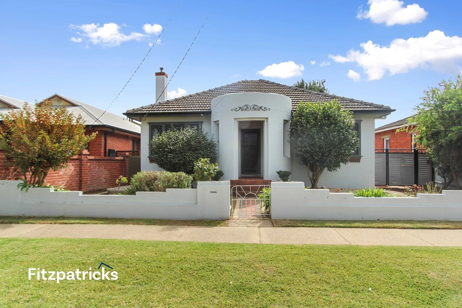 19 Rhoda Avenue, Wagga Wagga NSW 2650