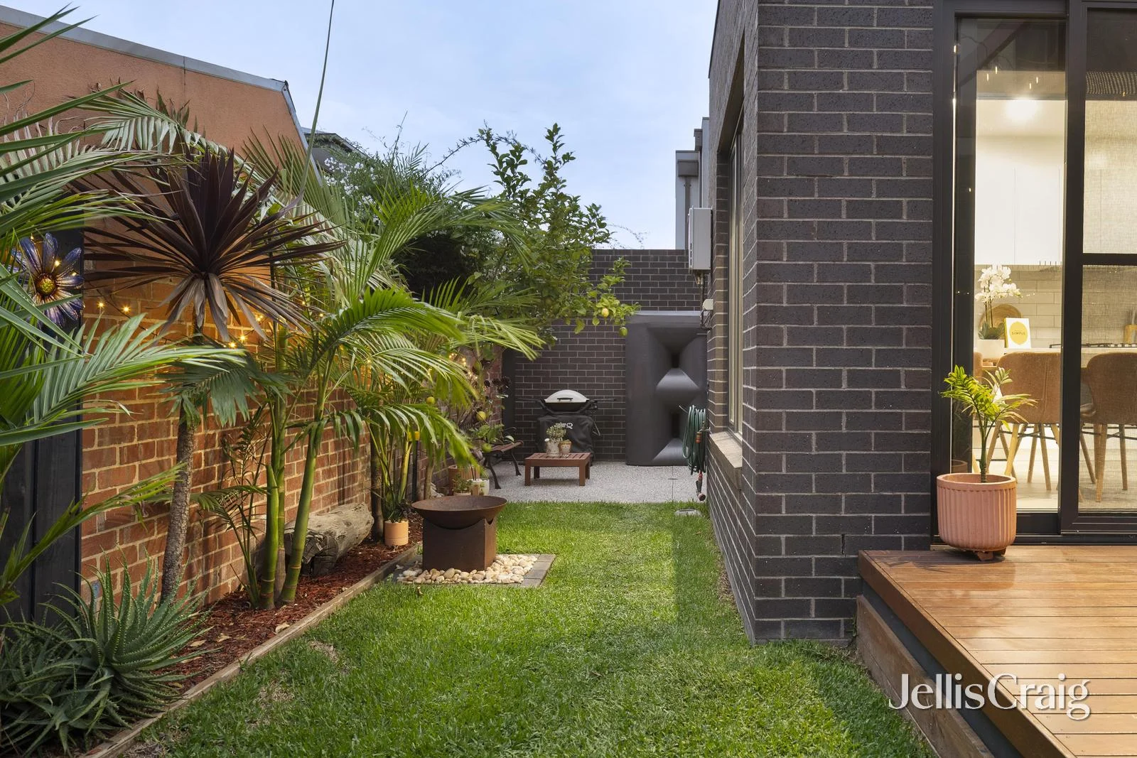 Additional image 9 of 2/24 Alfred Street, Heidelberg Heights VIC 3081