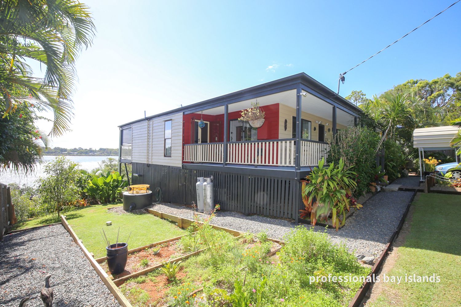 22 Calm Waters Crescent, Macleay Island QLD 4184, Image 2