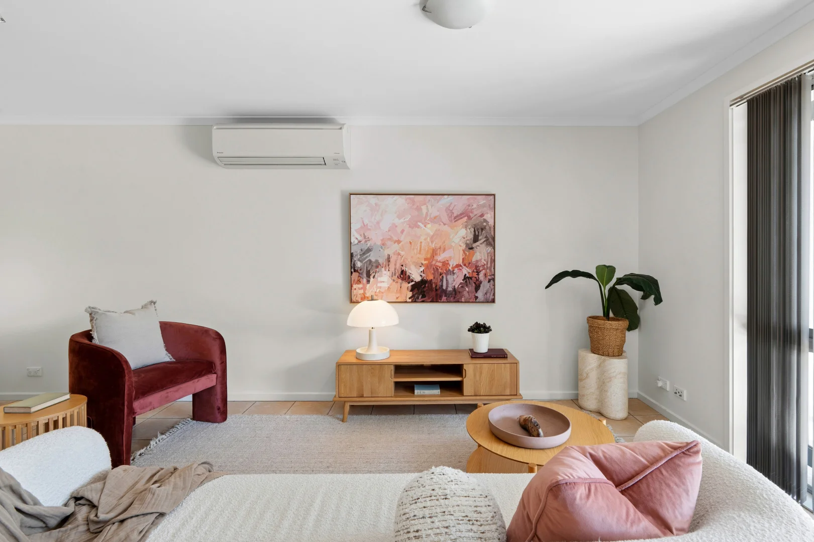 Additional image 3 of 4/43 Ipima Street, Braddon ACT 2612