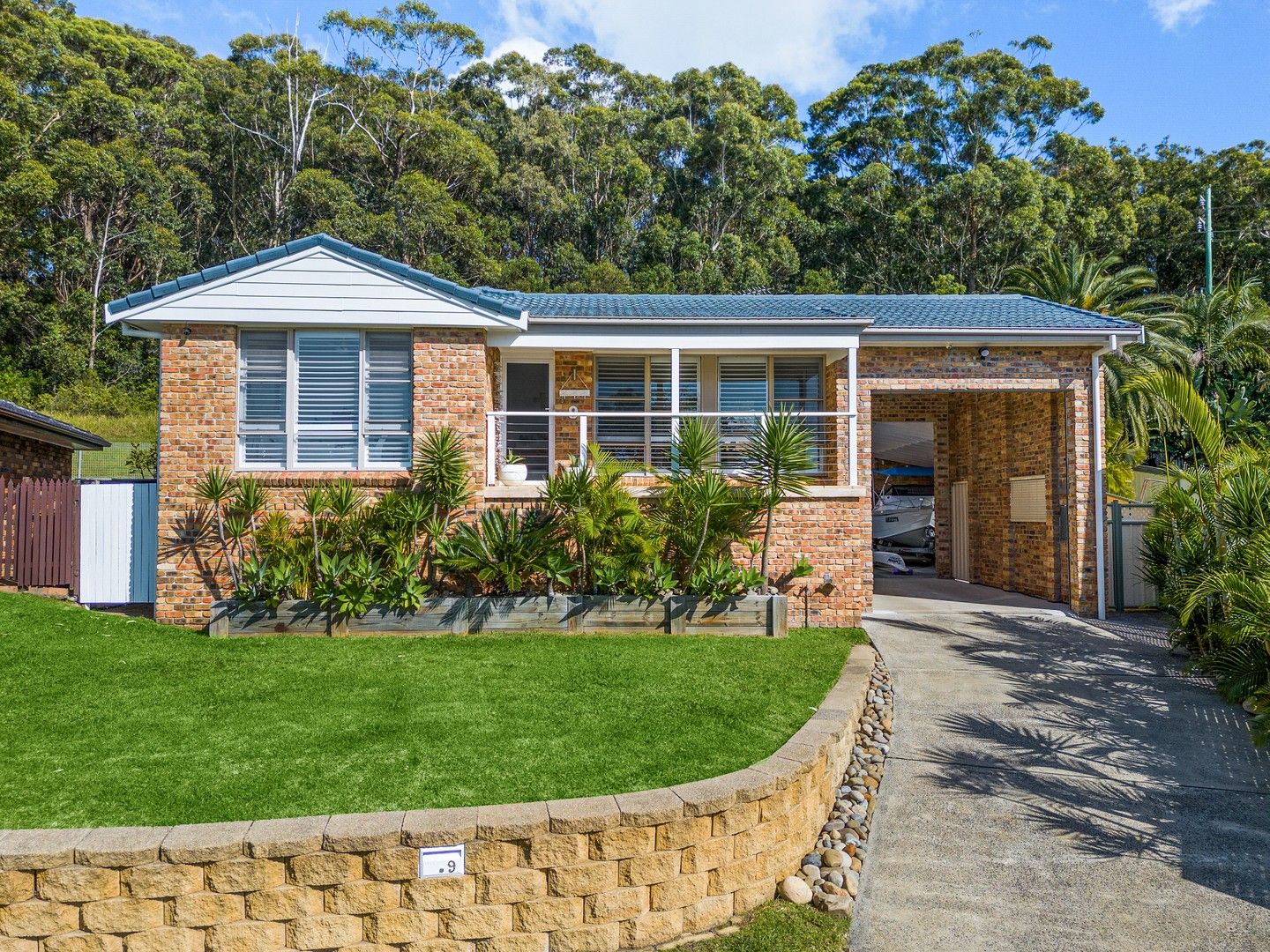 9 Greenwood Place, Barrack Heights NSW 2528, Image 0