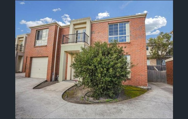 9/32 Papworth Place, Meadow Heights VIC 3048