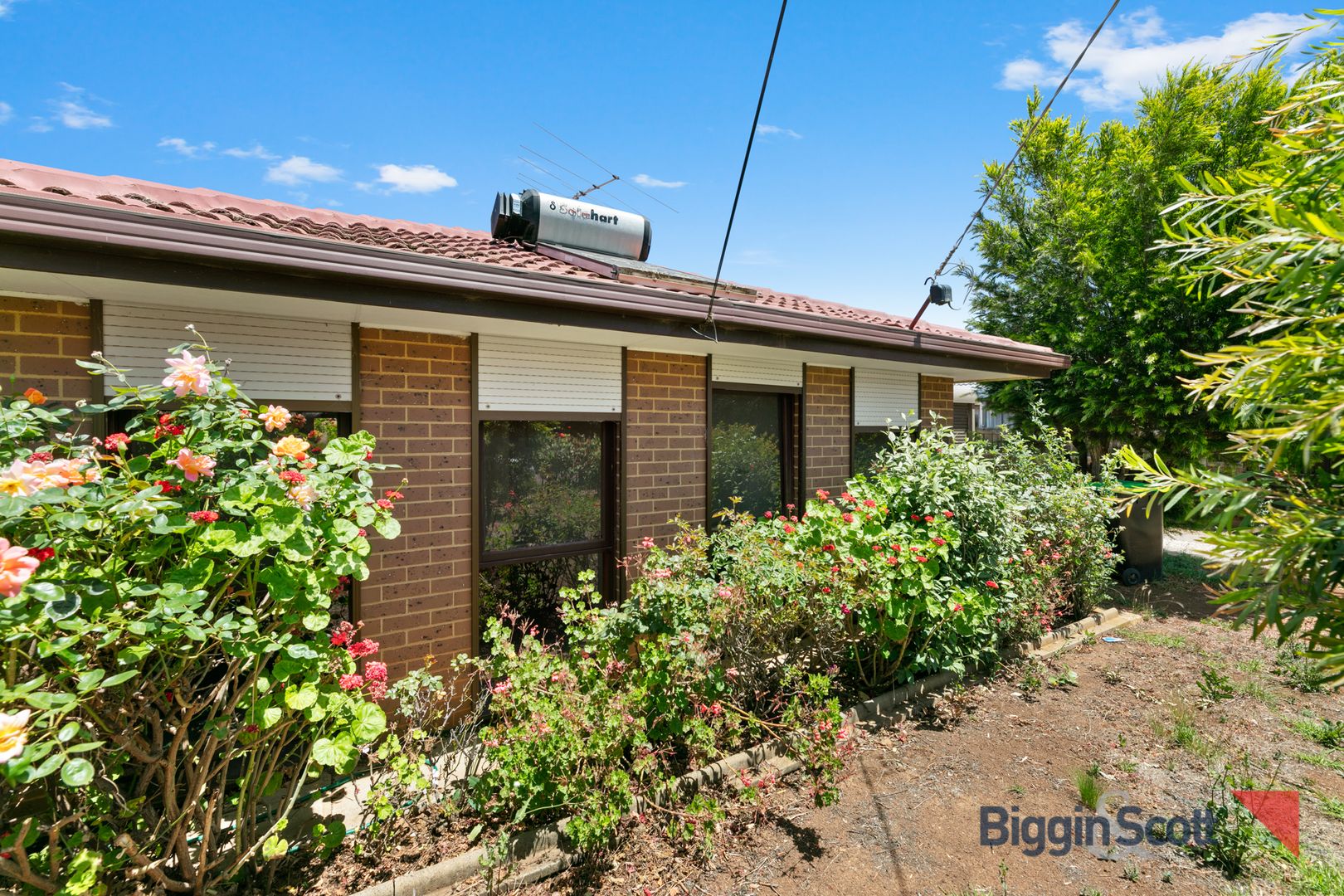 27 Second Avenue, Melton South VIC 3338, Image 1