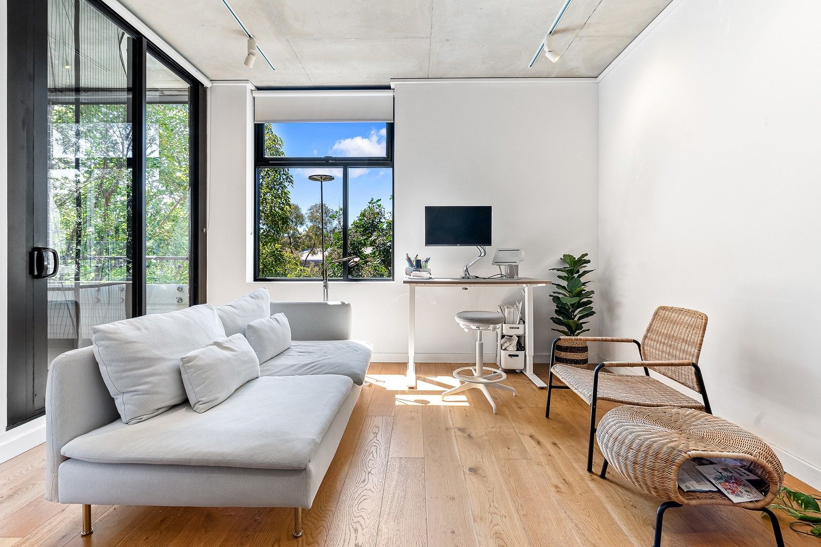 1 bedrooms Apartment / Unit / Flat in 27D/356 George Street WATERLOO NSW, 2017