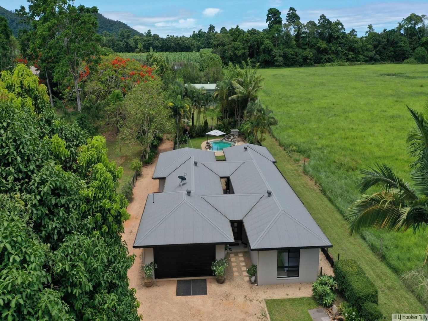 4 bedrooms House in 86 Boyett Road MISSION BEACH QLD, 4852