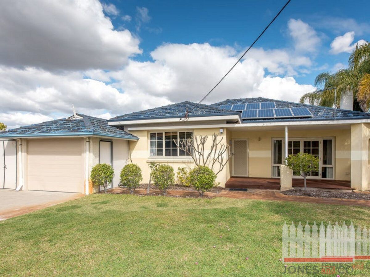 3 bedrooms House in 83A Broadway BASSENDEAN WA, 6054