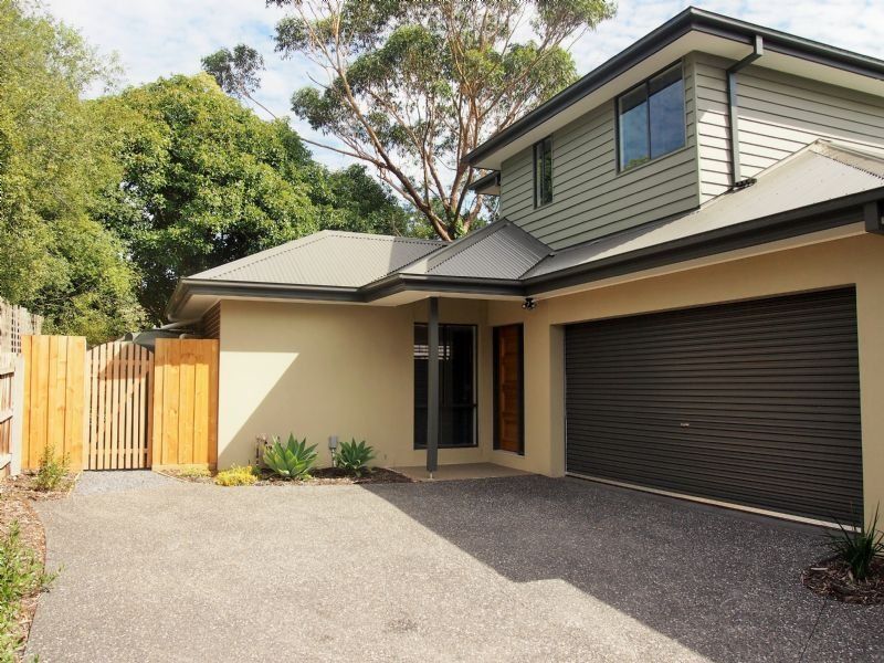 3 bedrooms Townhouse in 3/118 Mount View Parade CROYDON VIC, 3136