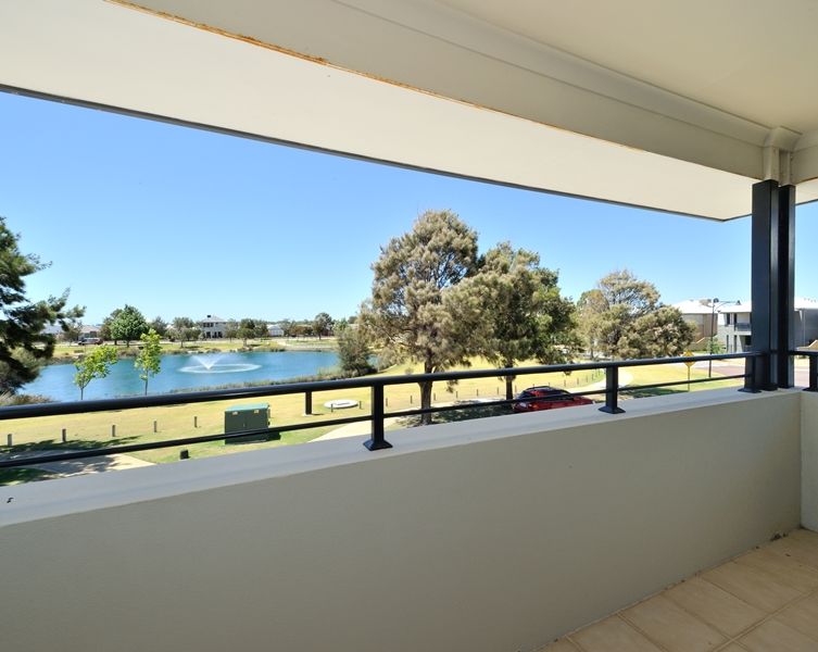 38 Waterfront Parkway, Shoalwater WA 6169, Image 2