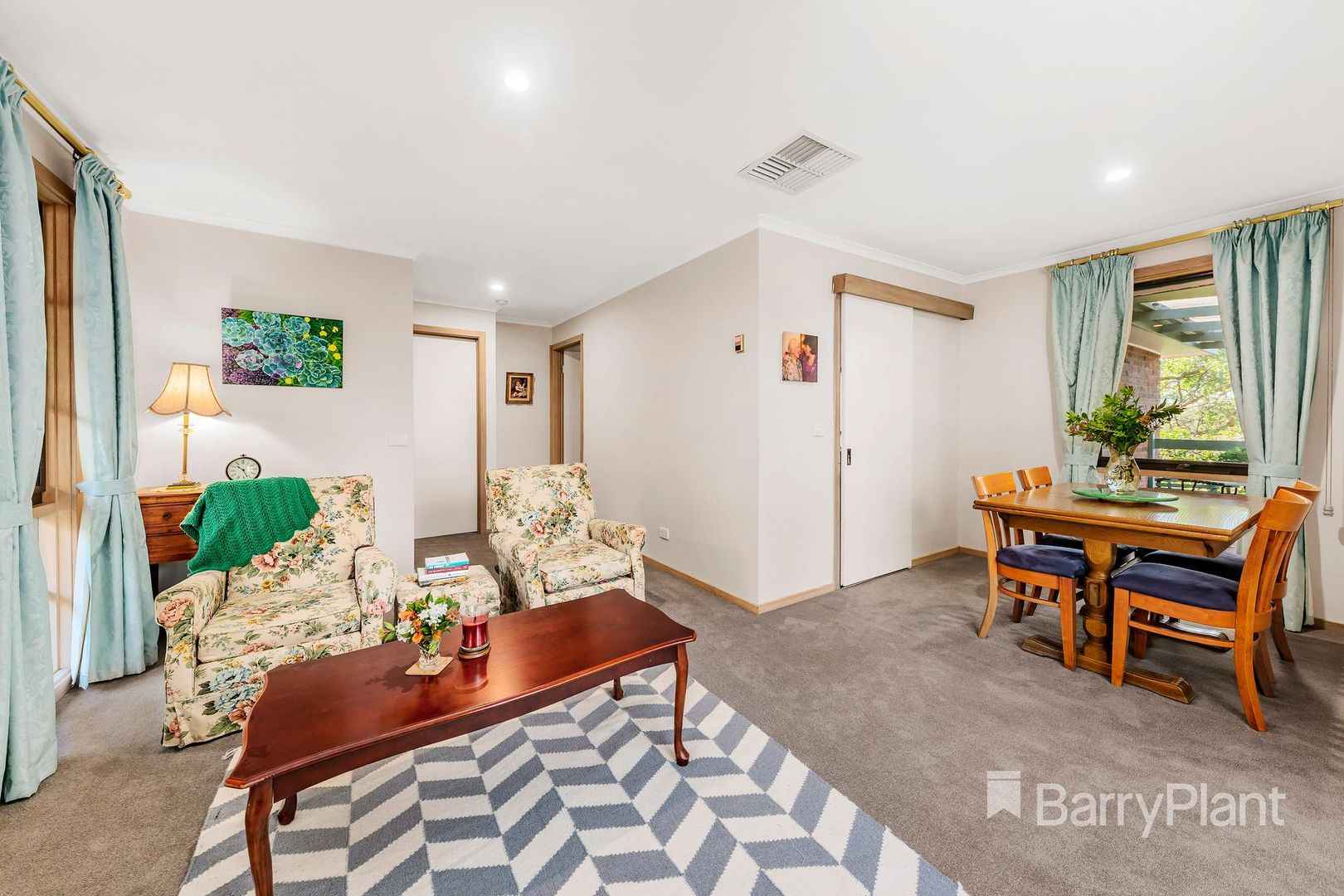 2/74 Mountain View Road, Montmorency VIC 3094, Image 2