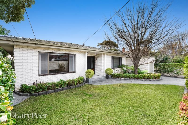 6 Frogmore Road, Carnegie VIC 3163