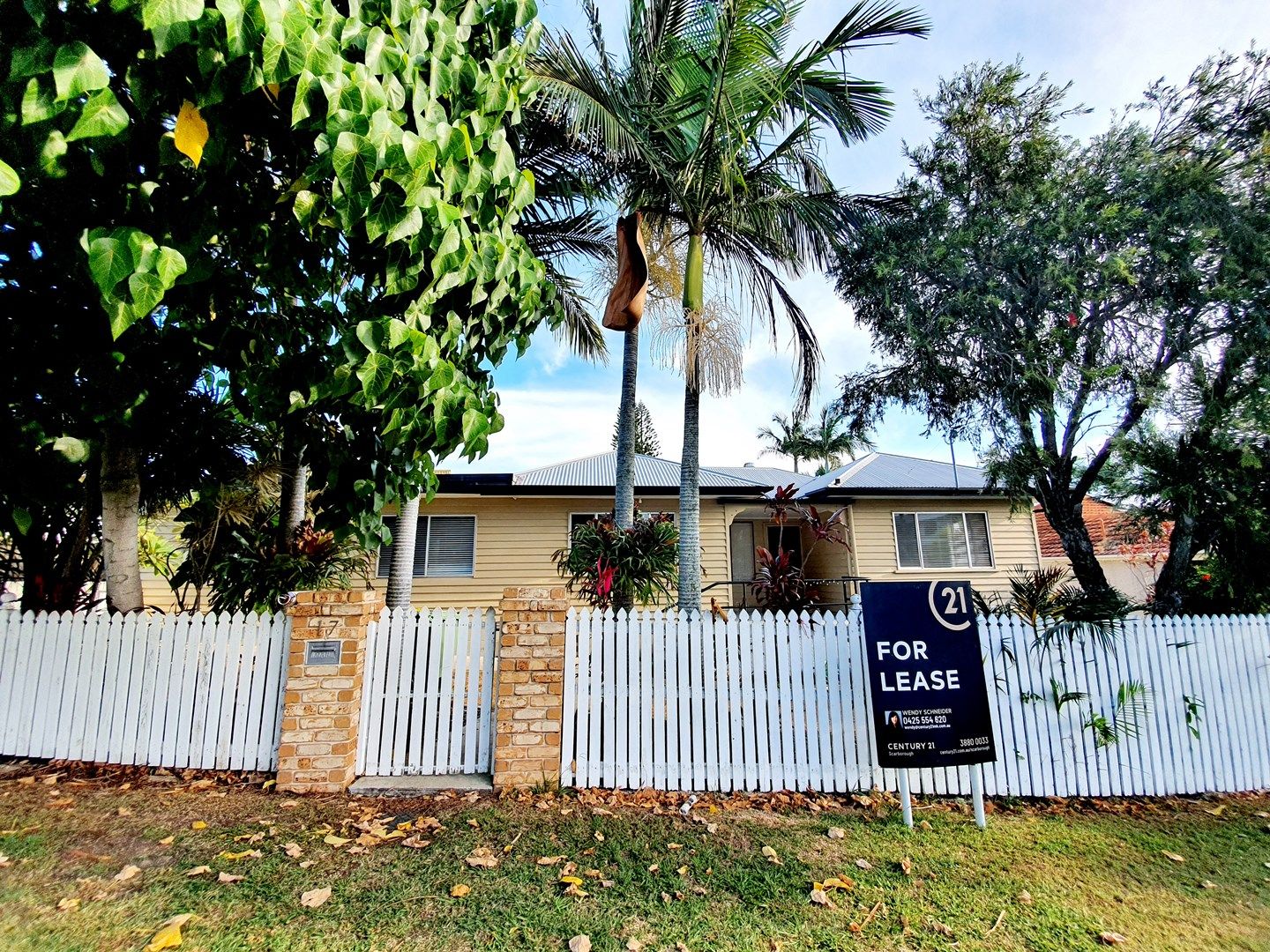 17 Jeays Street, Scarborough QLD 4020, Image 0