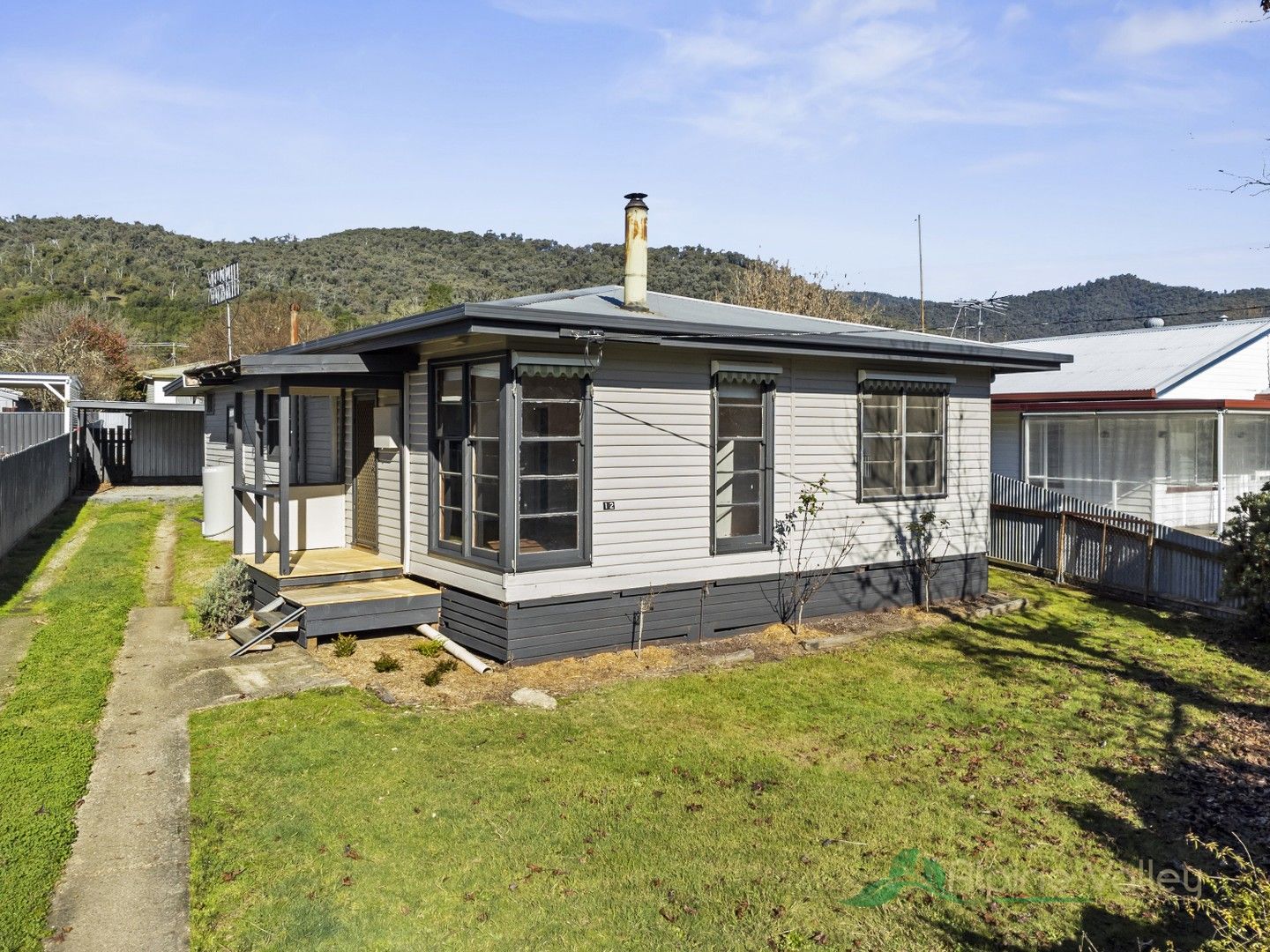 12 Simmonds Street, Mount Beauty VIC 3699, Image 0