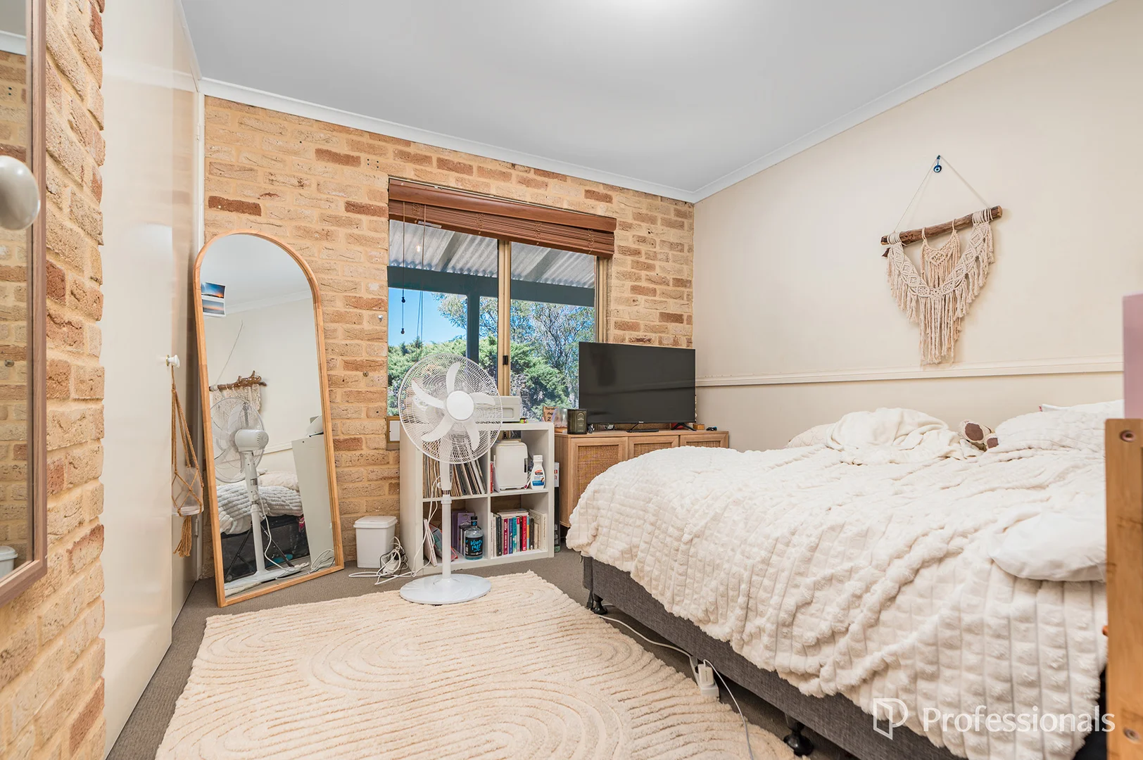 Additional image 11 of 2 Pearson Street, Mount Tarcoola WA 6530