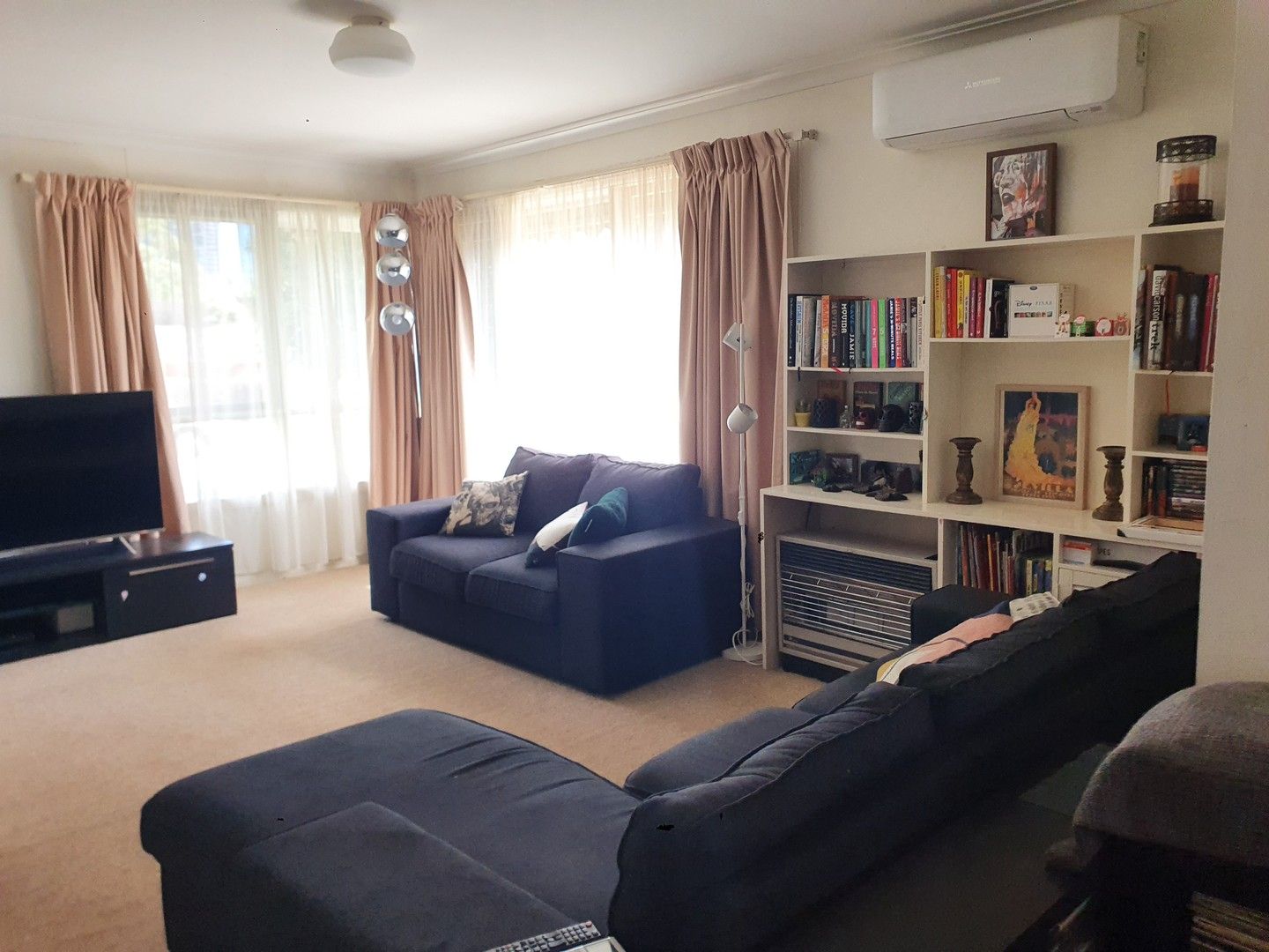 2 bedrooms Apartment / Unit / Flat in 1/74 Severn Street BOX HILL VIC, 3128