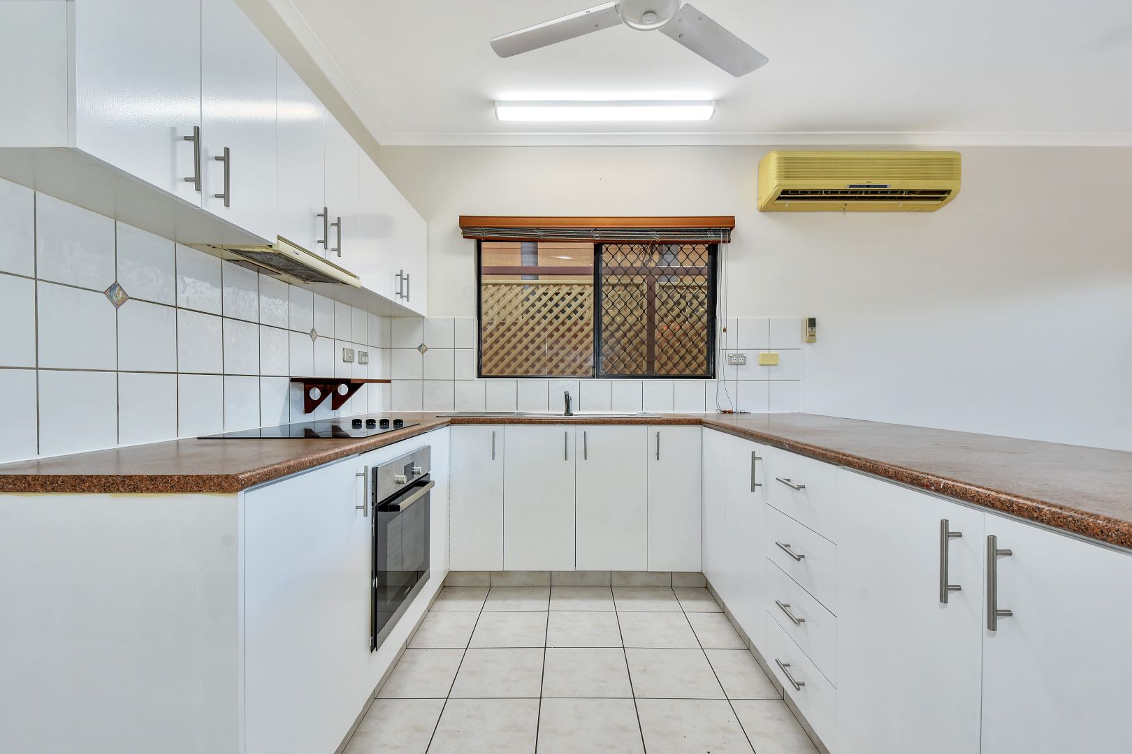 2/9 Fleming Street, The Narrows NT 0820, Image 1