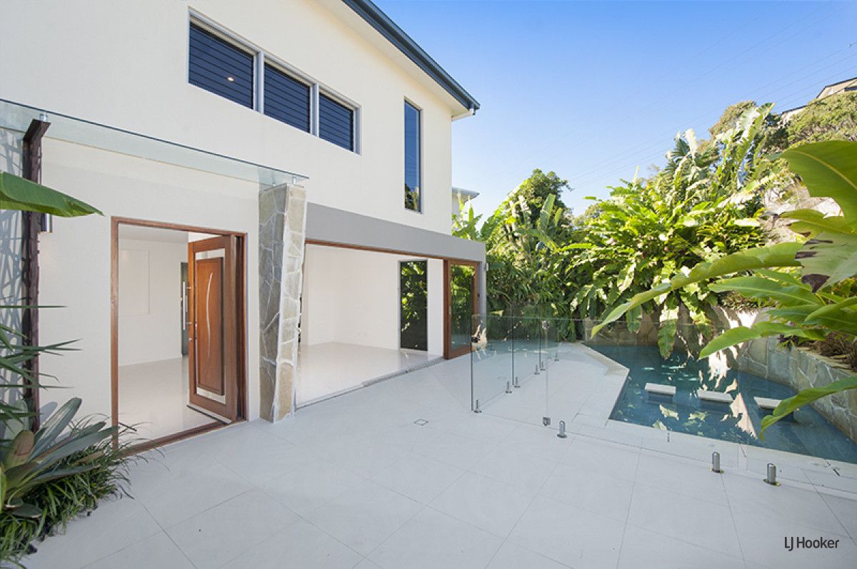 4 bedrooms Townhouse in 1/67 Stapylton Street COOLANGATTA QLD, 4225