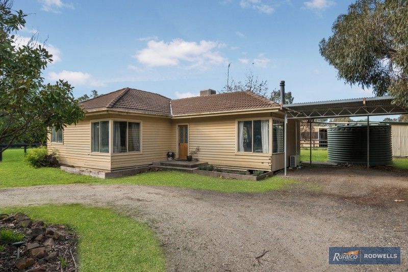 130 Hall Lane, Whiteheads Creek VIC 3660, Image 1