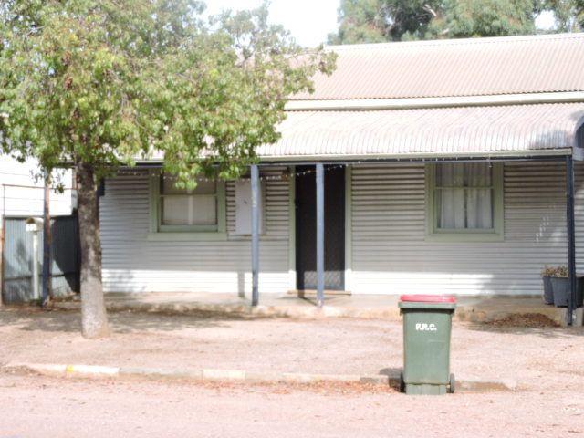 25 Sixth Street, Quorn SA 5433