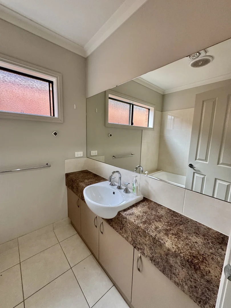 Additional image 9 of 68A Kerferd St, Tatura VIC 3616