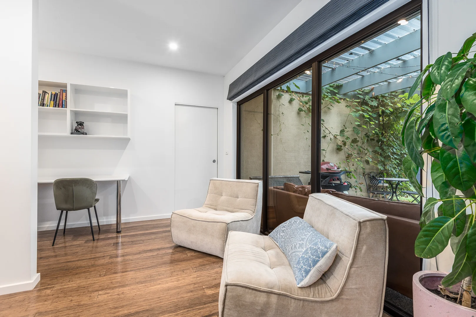 Additional image 12 of 2/99 South Valley Road, Highton VIC 3216