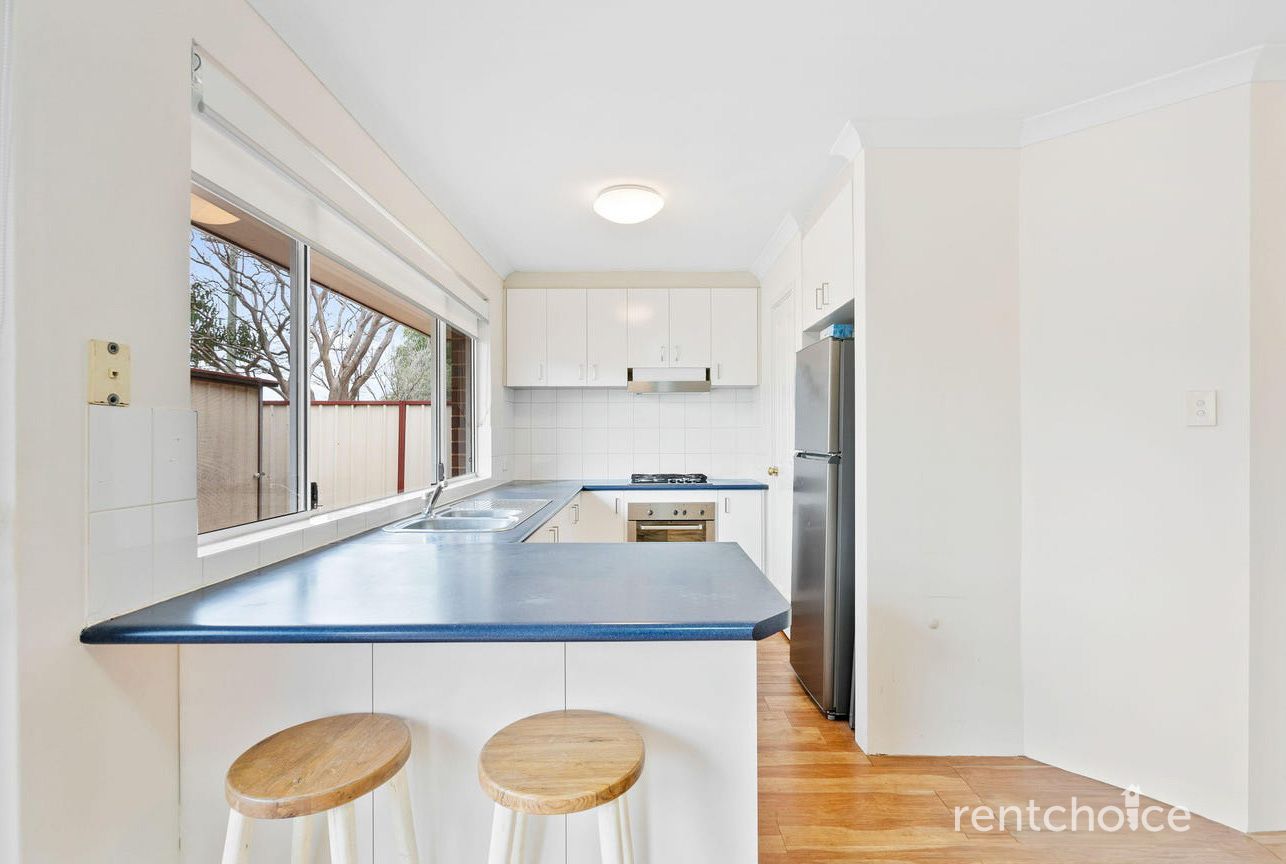 3 bedrooms Villa in 2/52 Station Street CANNINGTON WA, 6107