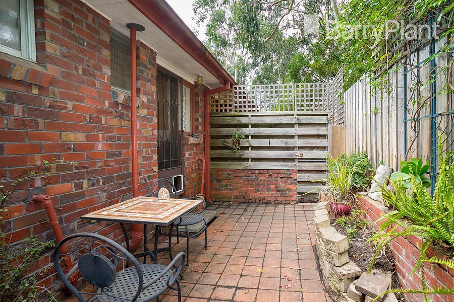 2/6 Pioneer Avenue, Upwey VIC 3158, Image 2