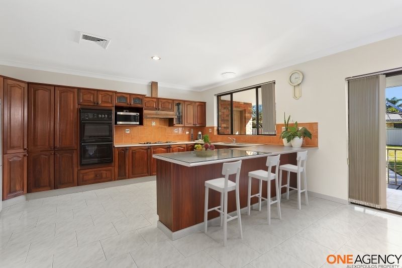 97 Sweethaven Road, Edensor Park NSW 2176, Image 2