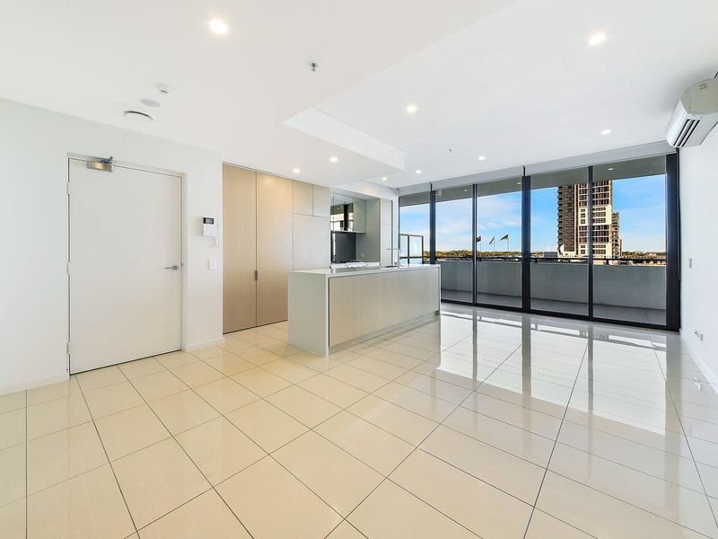 2 bedrooms Apartment / Unit / Flat in 960/2 Cooper Place ZETLAND NSW, 2017