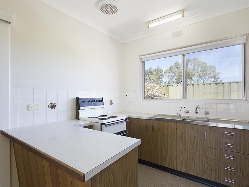 2/2 Malabu Drive, West Beach SA 5024, Image 1