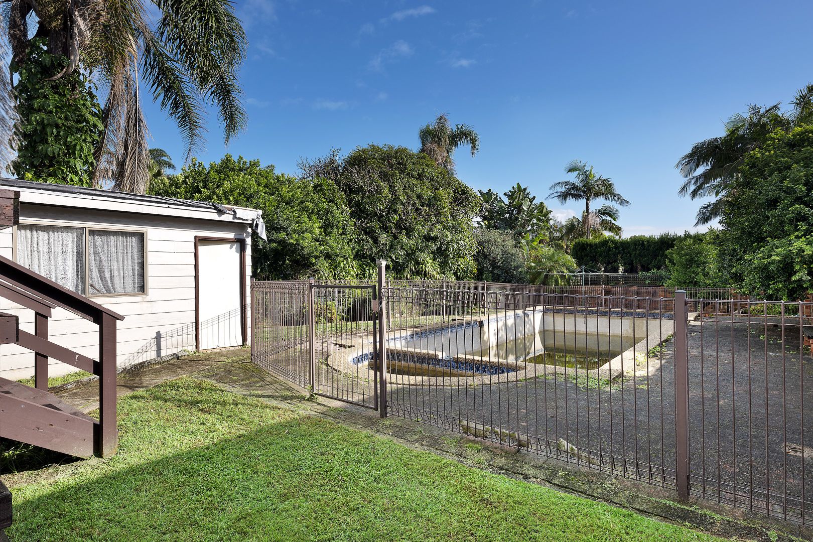 15 Adams Street, Curl Curl NSW 2096, Image 2