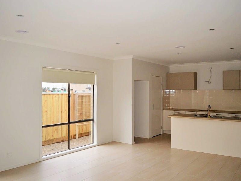 3 Greenside Circuit, Sandhurst VIC 3977 House For Rent 700 Domain