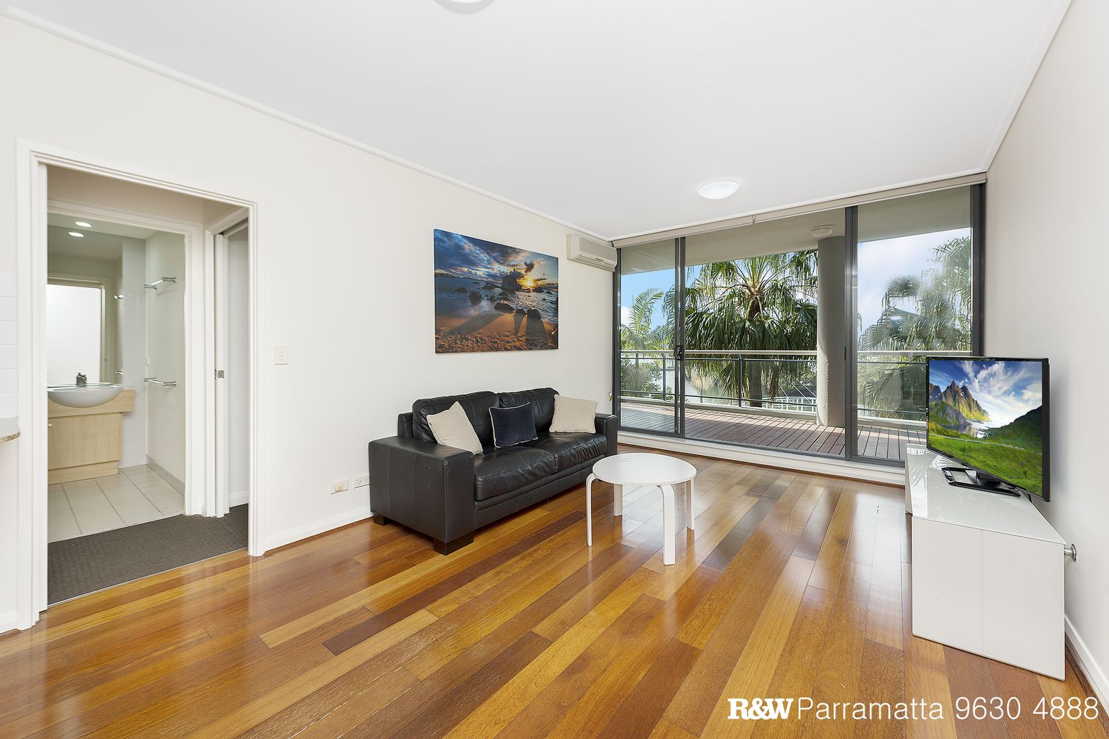 3/27 Bennelong Parkway, Wentworth Point NSW 2127, Image 2