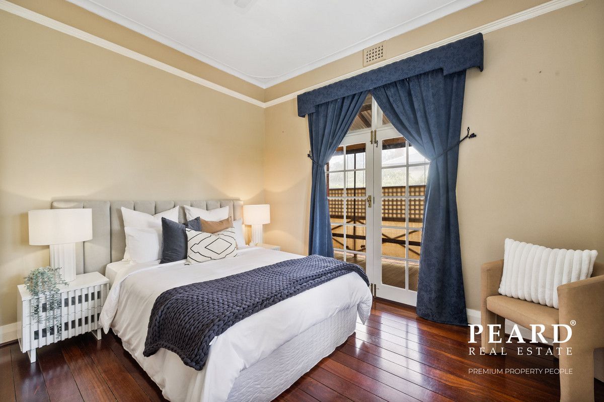 4 Merton Street, Victoria Park WA 6100, Image 2