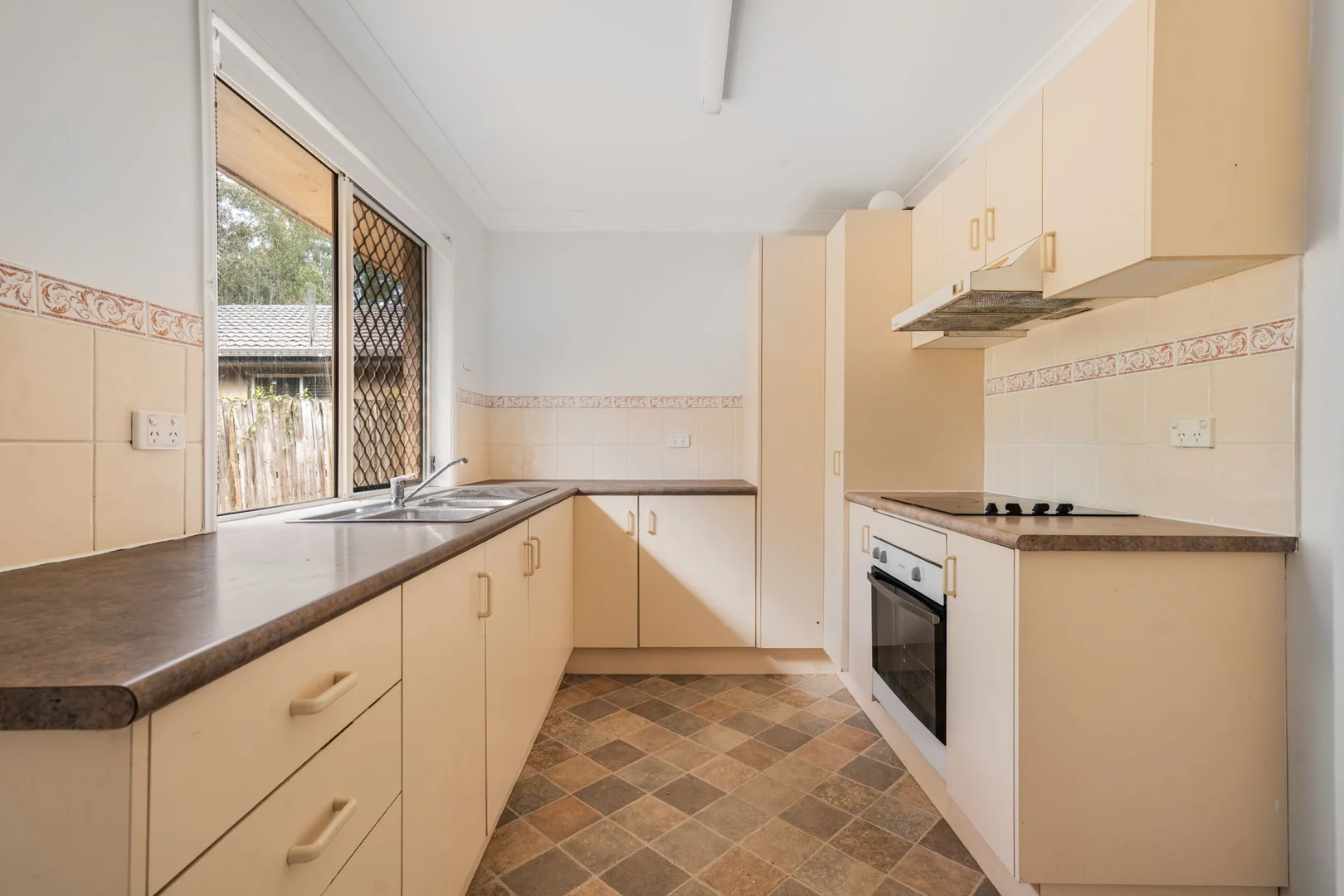 Additional image 2 of 23 Lake Amaroo Court, Logan Reserve QLD 4133