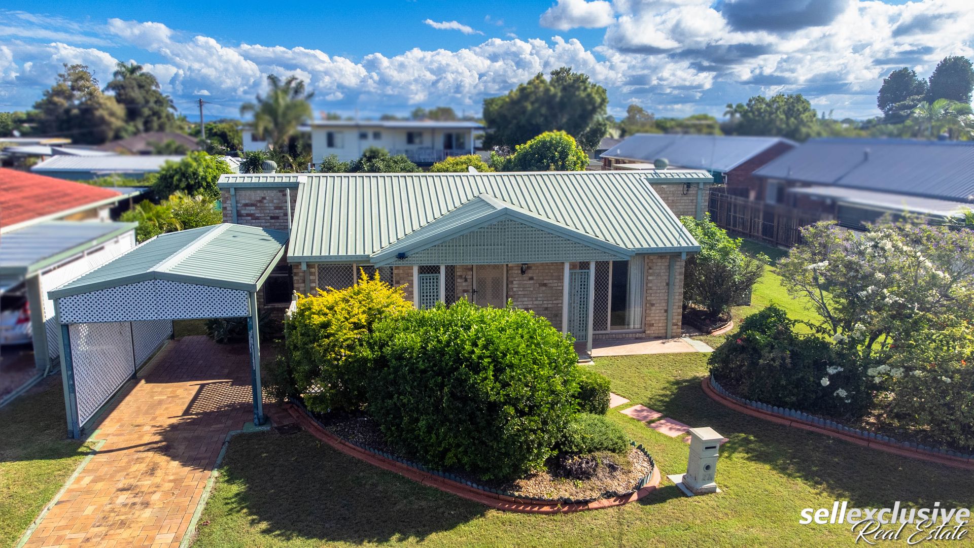 27 Pheasant Avenue, Banksia Beach QLD 4507, Image 2