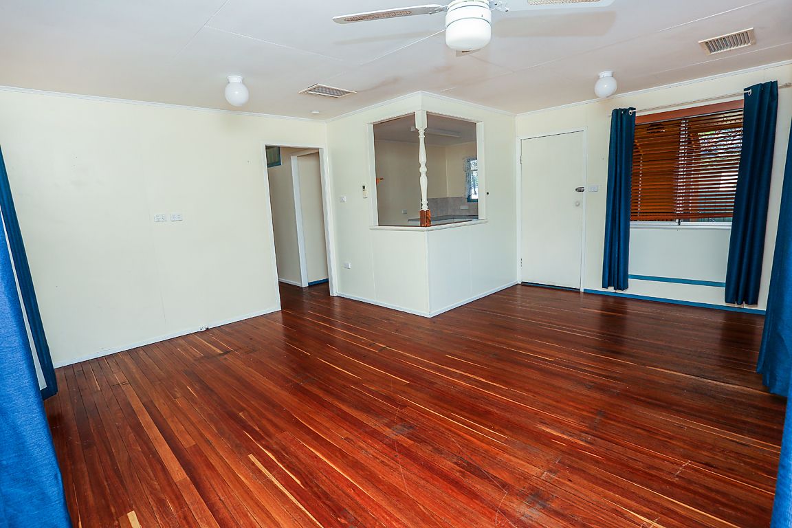 15 Evans St, Mount Isa QLD 4825, Image 2