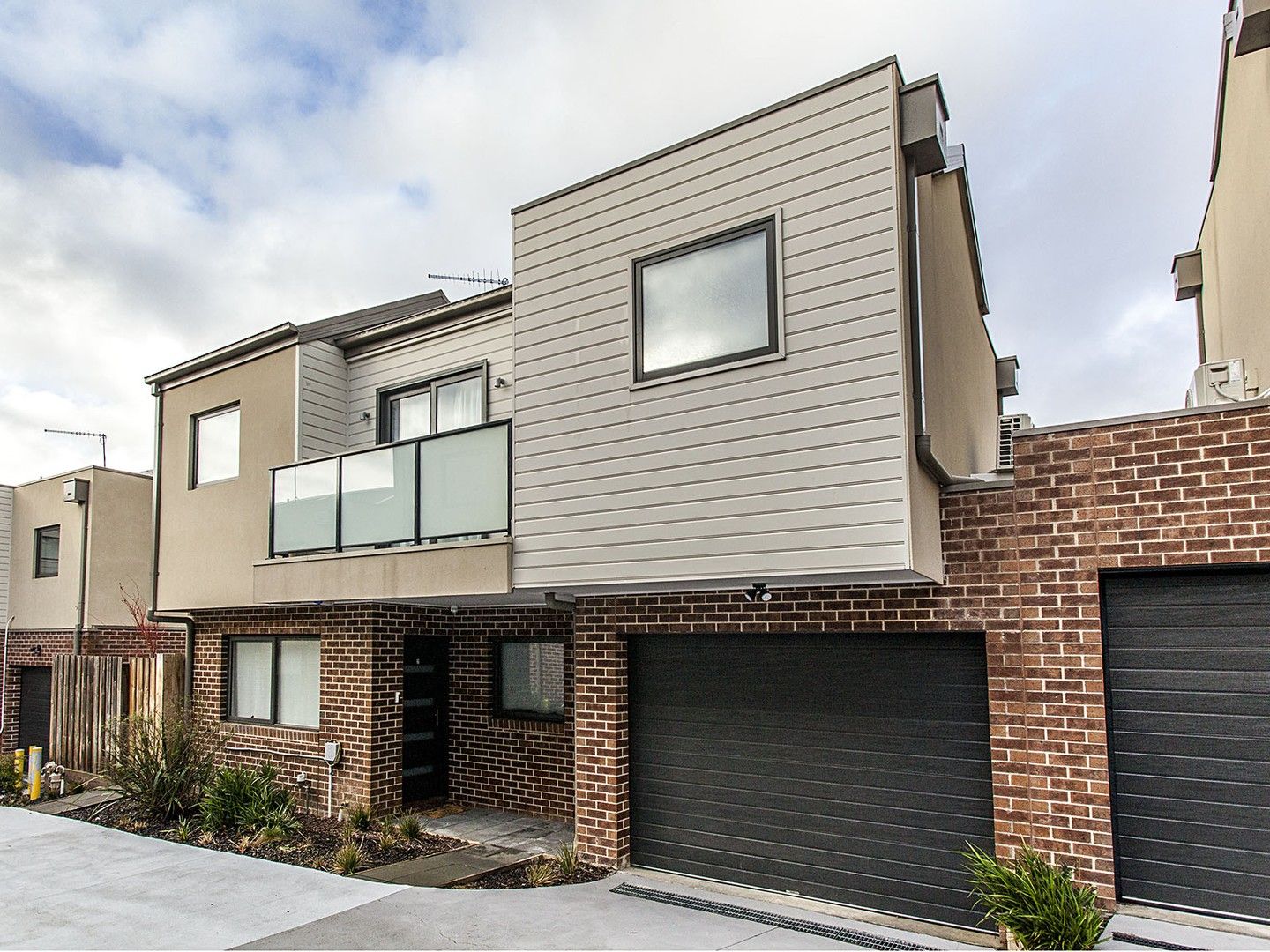 2/3 Aratula St, Dandenong VIC 3175, Image 0